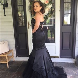Black Sherri Hill mermaid gown